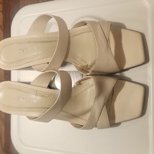Zara Cream Strappy Slide Sandals - Women's